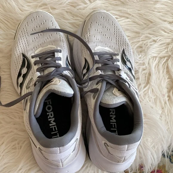 SAUCONY women running shoes - Picture 9 of 16